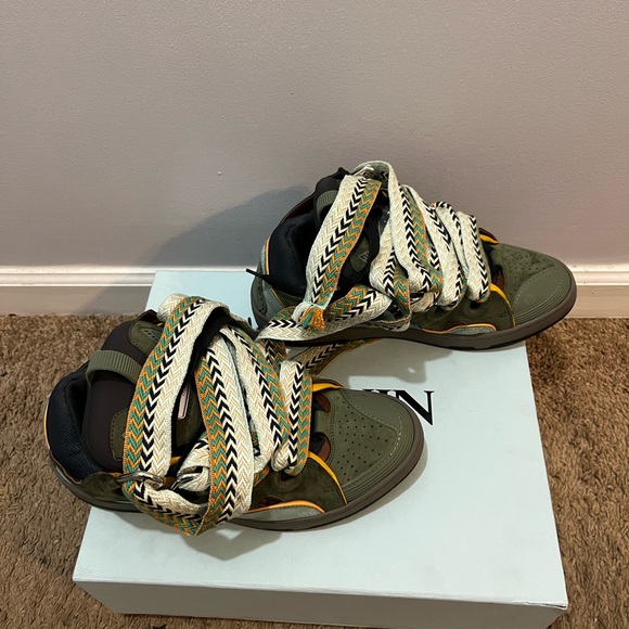 Cleaning out my closet BRAND NEW LANVIN CURB SNEAKERS WORN ONCE ! - Picture 4 of 4